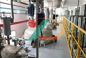 筒錐式反應(yīng)過濾干燥一體機(jī)